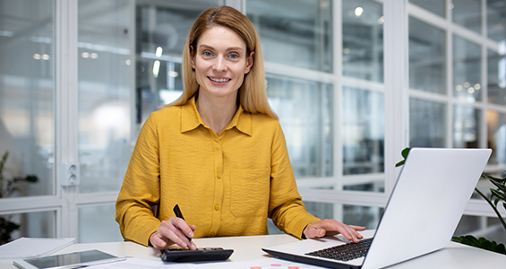 When Should A Business Outsource Payroll?